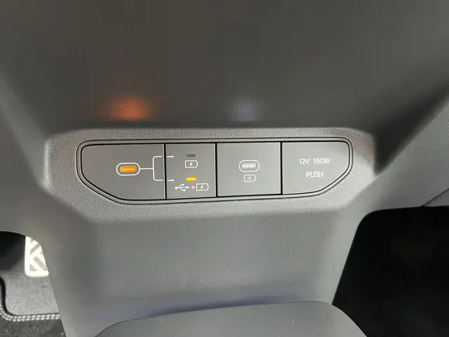 Kia EV3 GT-PlusLine 81.4 kWh 2025 Elektrisch 30