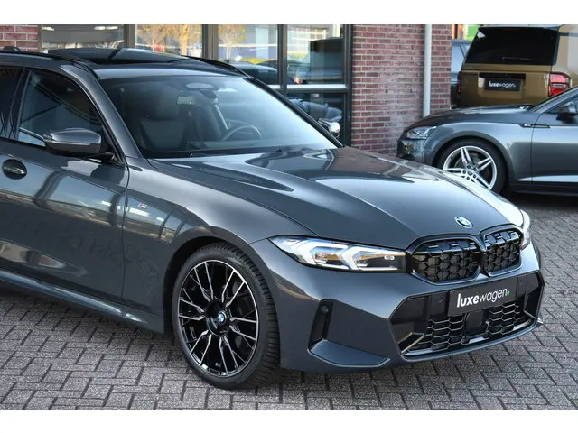 BMW 3 Serie Touring 320d M-Sport 2024 Diesel 43