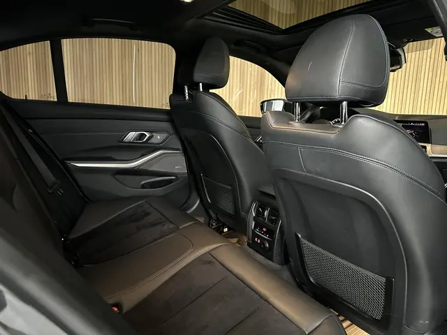 BMW 3 Serie 330e M Sport 2019 Hybride Benzine 30