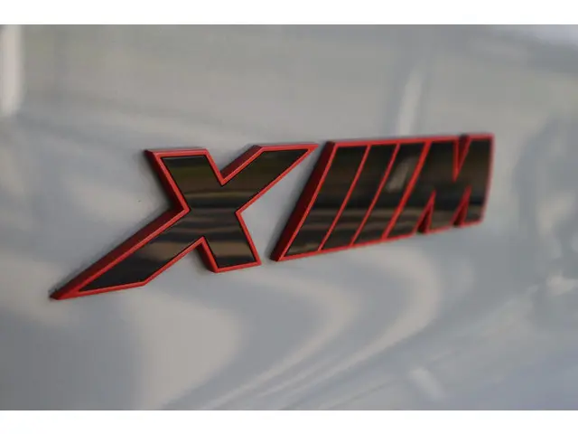 BMW XM Label Red 2024 Hybride Benzine 35