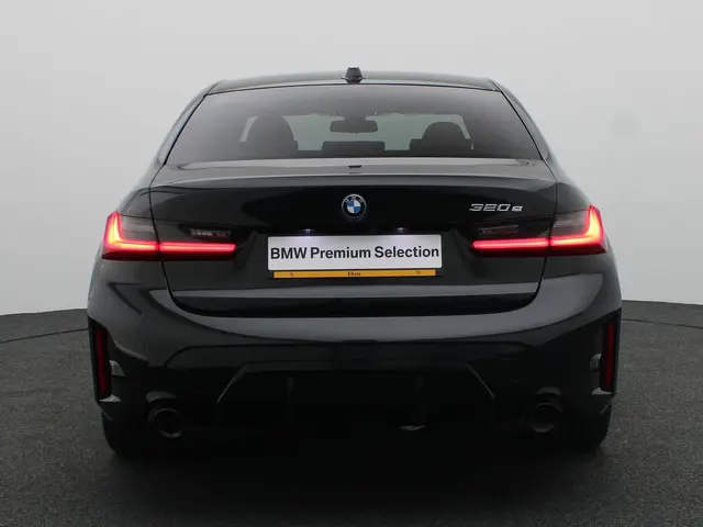 BMW 3 Serie Sedan 320e 2025 Hybride Benzine 5