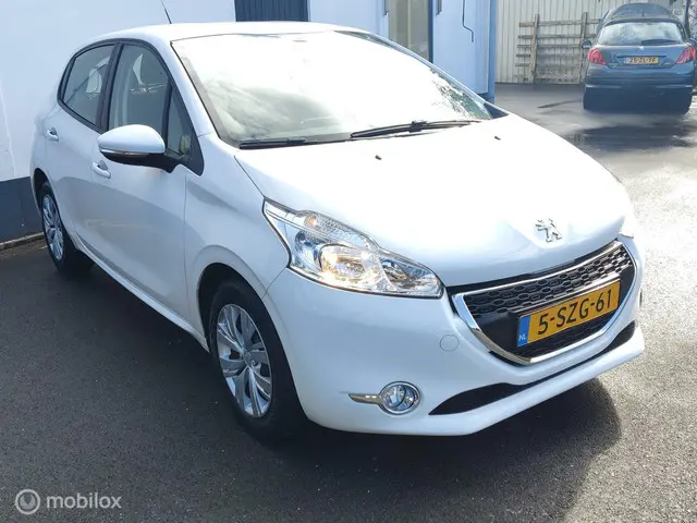 Peugeot 208 2