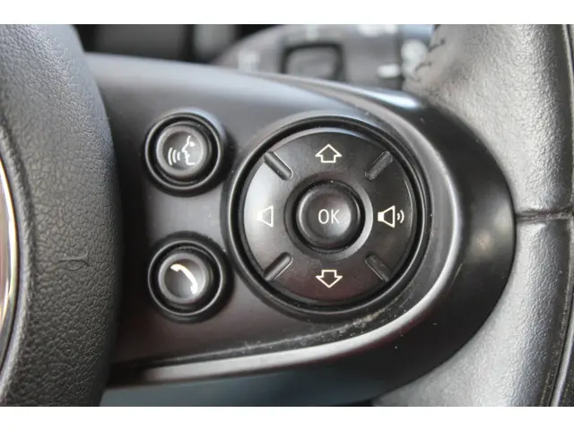 MINI One Mini 1.5 D Business 2016 Diesel 10