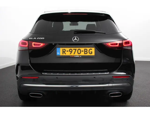 Mercedes-Benz GLA 200 AMG Line Automaat 2020 Benzine 6