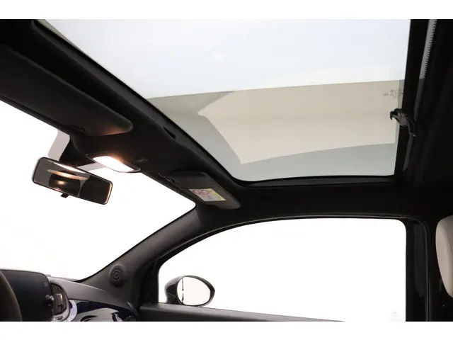 Fiat 500 1.0 Hybrid Dolcevita 2021 Benzine 17