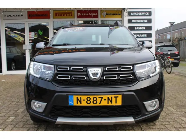 Dacia Sandero Stepway 0.9 TCe Laureate 2017 Benzine 2