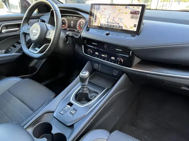 Nissan QASHQAI 1.3 MHEV Tekna 2023 Benzine 72