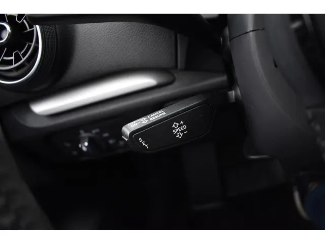 Audi A3 Limousine 1.0 TFSI Design Pro Line 2018 Benzine 15