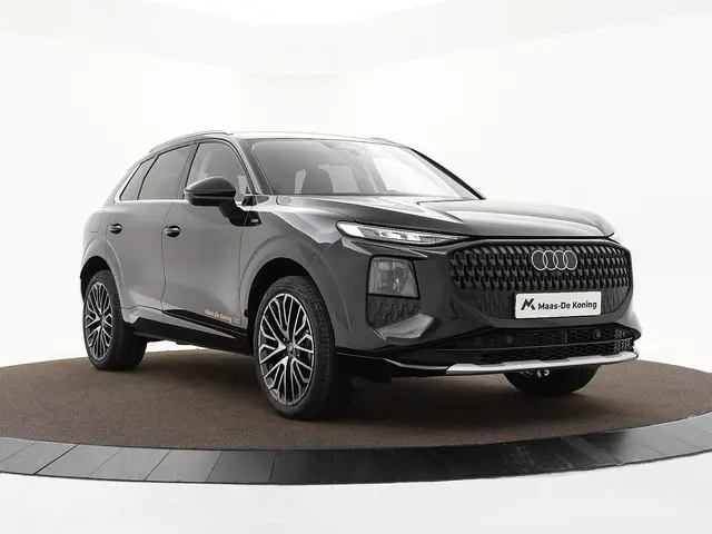 Audi Q3 1.5 200kW e-hybrid Pro line 272 PK 2026 Benzine 25