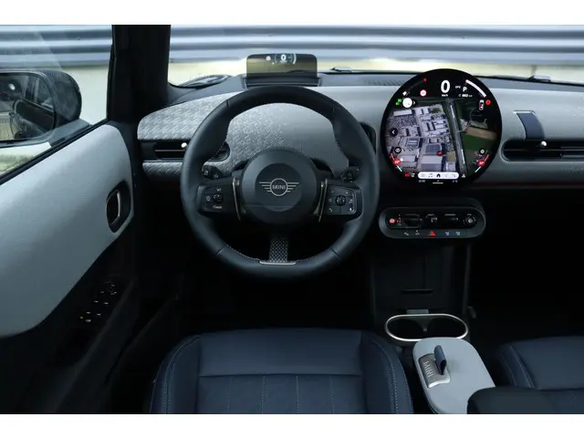 MINI 5-Deurs Cooper C 2024 Benzine 9