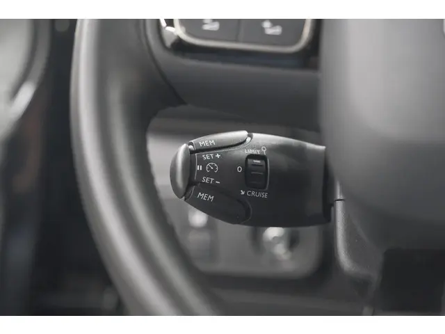 Citroën C3 PureTech 82 Shine 2018 Benzine 36