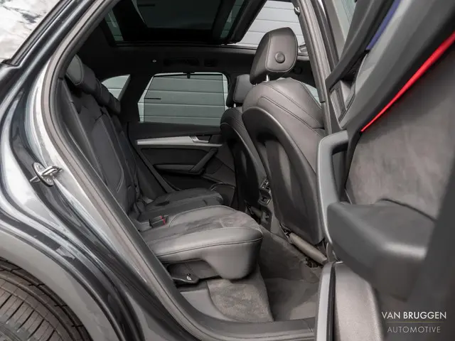 Audi Q5 50 TFSI e S-Line 2021 Hybride Benzine 19