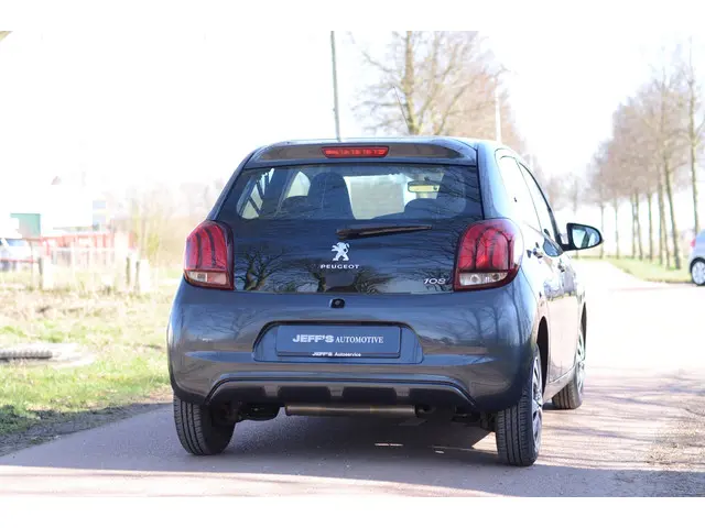 Peugeot 108 1.0 e-VTi Envy 2016 Benzine 14