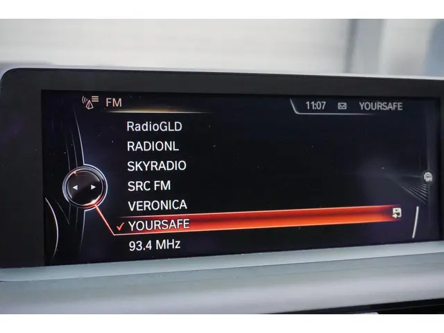 BMW 1 Serie 116i High Executive 2013 Benzine 20