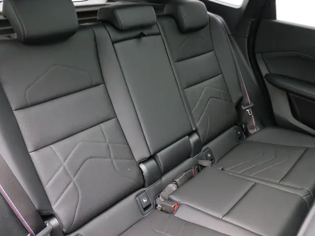 BMW iX1 eDrive20 2025 Elektrisch 34