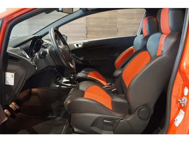 Ford Fiesta 1.6 ST2 2016 Benzine 19