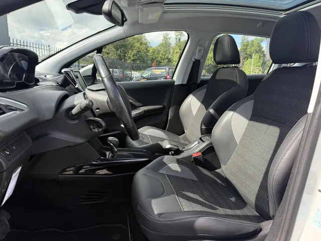 Peugeot 2008 1.2 PureTech Allure 2018 Benzine 8