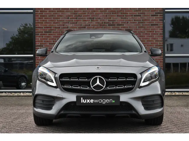 Mercedes-Benz GLA 180 AMG Night 2019 Benzine 7