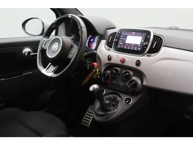 Fiat 500 1.4 T-Jet Abarth 595 2019 Benzine 17