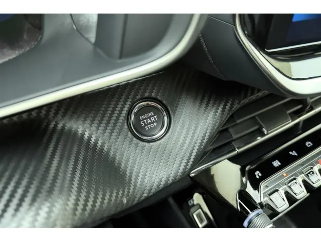 Peugeot 2008 1.2 PureTech Allure Pack 2022 Benzine 26