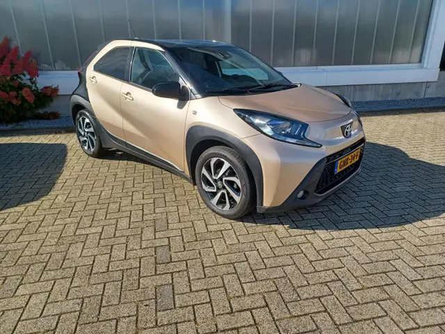 Toyota Aygo X 1.0 VVT-i S-CVT envy 2023 Benzine 7