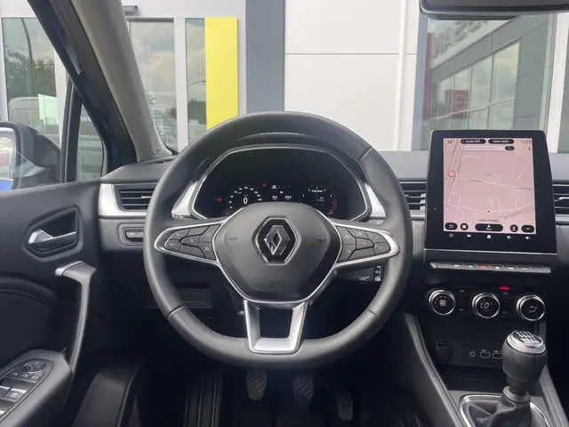 Renault Captur 1.0 TCe 90 techno 2023 Benzine 3