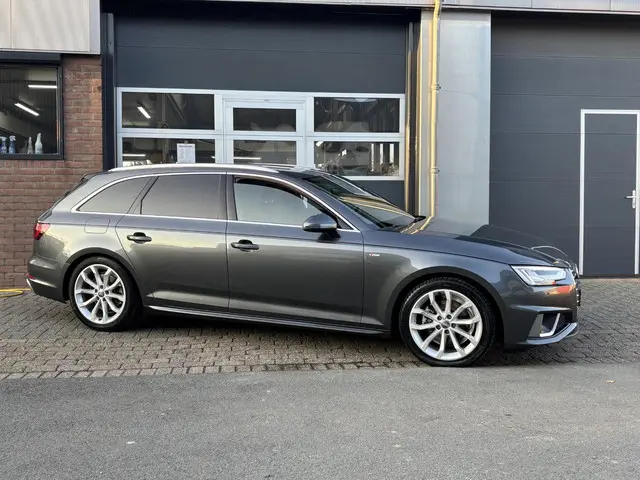 Audi A4 2