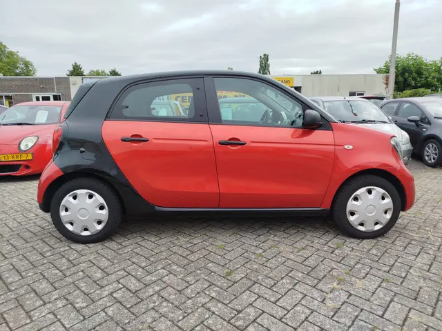 Smart Forfour 1.0 Pure/CRUISCONTROL/NAP 2015 Benzine 7