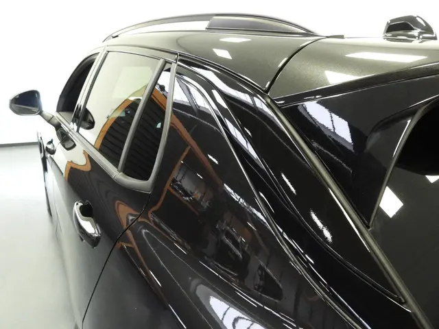 Lynk & Co 01 1.5 PHEV BlackLine 2023 Hybride Benzine 39