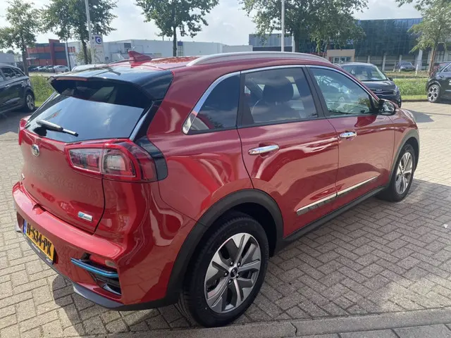 Kia e-Niro ExecutiveLine 2019 Elektrisch 8