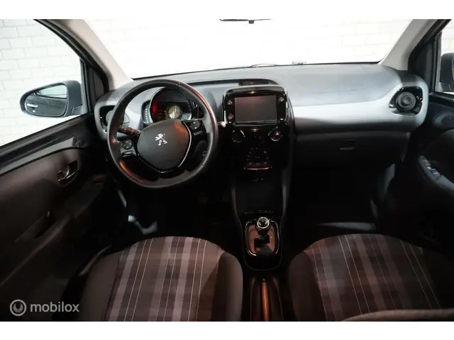 Peugeot 108 1.0 e-VTi Allure 2019 Benzine 13