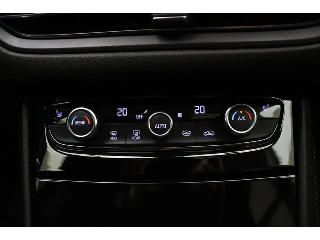 Opel Grandland 1.2 Turbo GS Black Pack 2024 Benzine 22