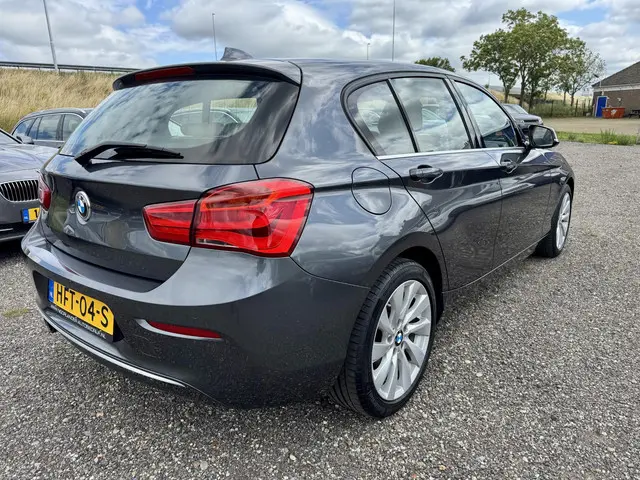 BMW 1 Serie 125i High Executive 2017 Benzine 8