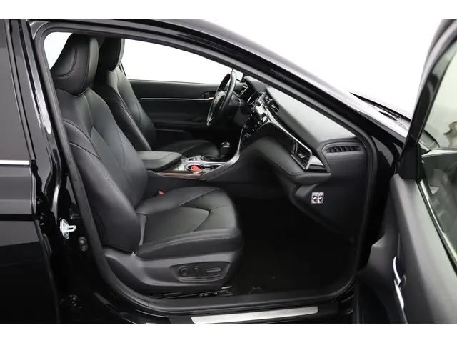 Toyota Camry 2.5 Hybrid Executive 2019 Hybride Benzine 21