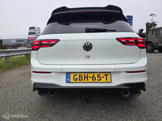 Volkswagen Golf R Volkswagen Golf R 2023 Benzine 4