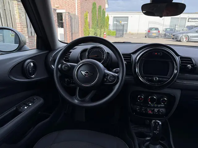 MINI Clubman Mini 1.5 Automaat Salt 2018 Benzine 2
