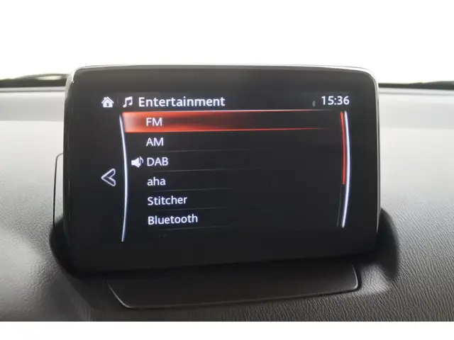 Mazda 2 1.5 90pk Automaat Sportsline 2019 Benzine 24