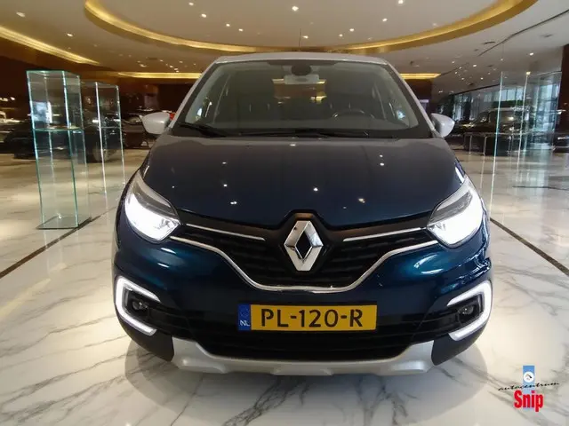 Renault Captur 1.2 TCe Intens automaat. 2017 Benzine 10