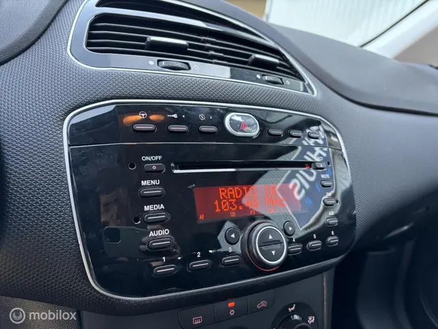 Fiat Punto Evo • 1.2 4 cilinder | Nieuwe APK | 2013 Benzine 9