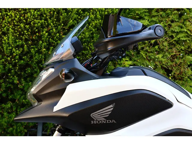 Honda NC 700 NC700XA | NC X ABS 35kw A2 2013 Benzine 23