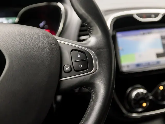 Renault Captur 0.9 TCe Dynamique Sport 2017 Benzine 18