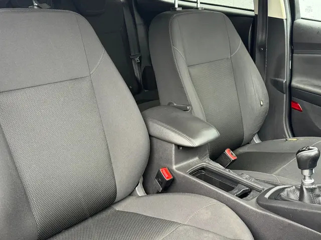 Ford Focus Wagon 1.5 TDCI Trend Edition 2016 Diesel 16