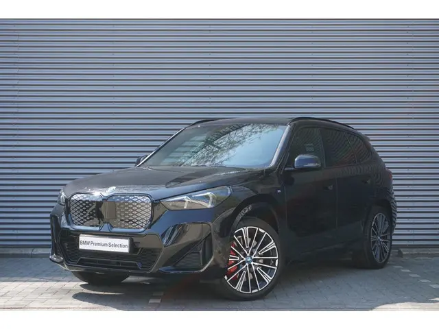 BMW iX1 xDrive30 2025 Elektrisch 32