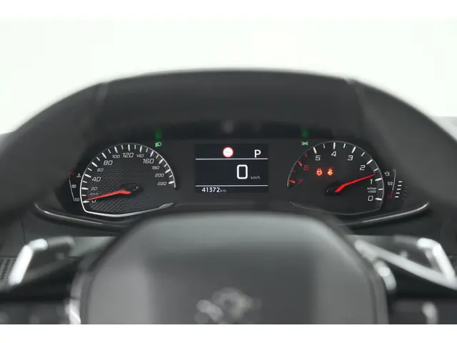 Peugeot 2008 PureTech 130 Active Pack 2023 Benzine 39