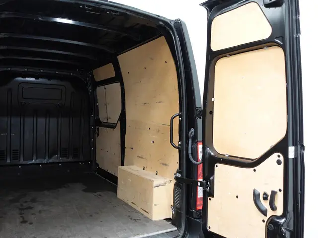 Opel Movano 135pk L2H2 2022 Diesel 34