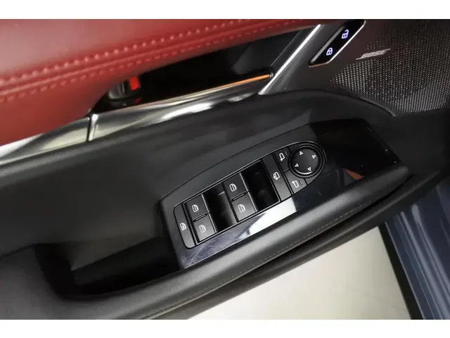 Mazda 3 2.0 X 180pk AWD Automaat Luxury 2019 Benzine 14