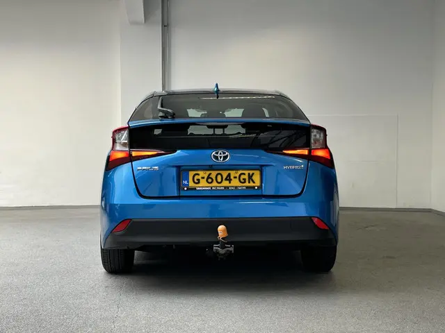 Toyota Prius 1.8 Dynamic 2019 Hybride Benzine 9