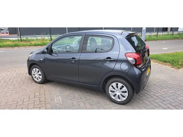 Peugeot 108 1.0 e-VTi Active 2018 Benzine 4