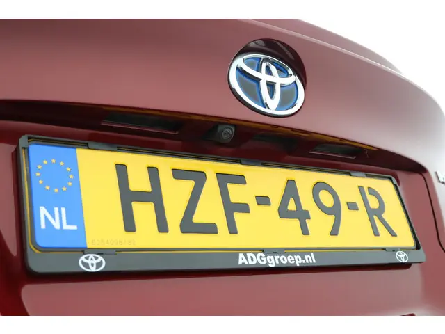 Toyota C-HR 1.8 Hybrid Style 2019 Hybride Benzine 40