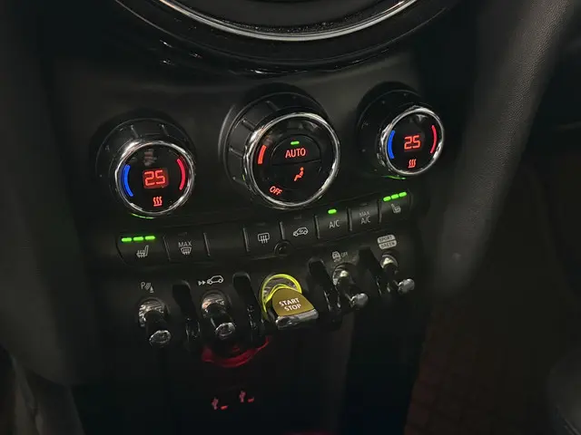 MINI Electric Mini Yours 33 kWh 2020 Elektrisch 21